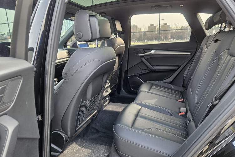 Used Audi Q5L 2022 40T Fashionable and Dynamic Model