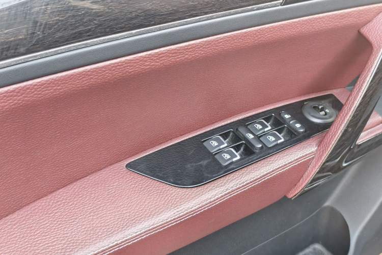 Used Zotye T600 2014 2.0T DCT Luxury Version
