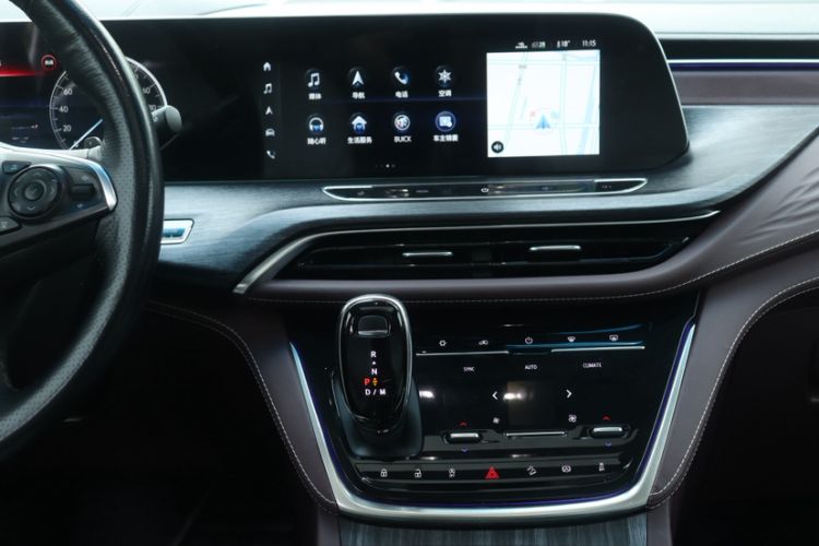 Used Buick GL8 2022 Avenir Aivia Six-Seat Deluxe Edition Audio And AC Panel