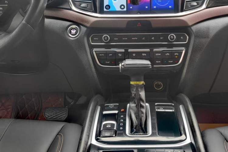 Used GAC Trumpchi GS8 2019 390T Two-Wheel Drive Luxury Smart Connectivity Version (7 Seats)
