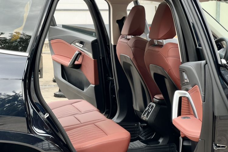 Used BMW X1 2025 Model sDrive25Li M Sport Package Interior 5