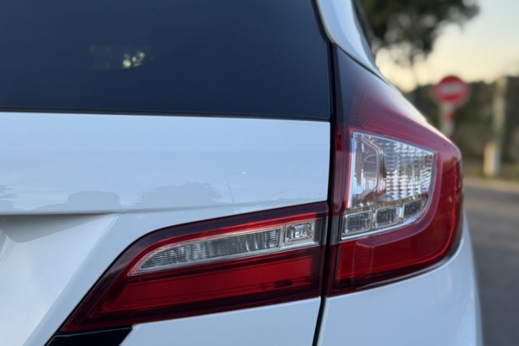 Used Honda Jade 2016 1.8L Automatic Comfort Elite Version 5 Seats Exterior 8