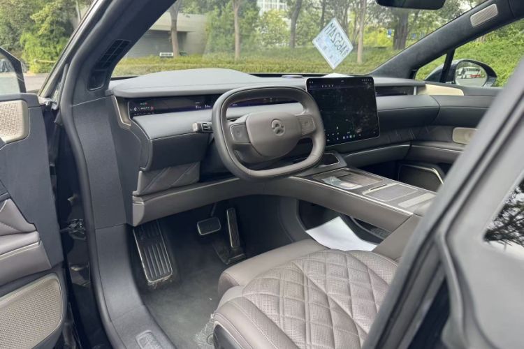 Used Nio ET9 2025 100 kWh