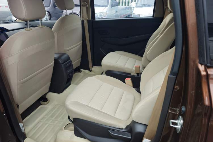 Used Wuling Hongguang 2019 1.5L S Standard Version China VI LAR