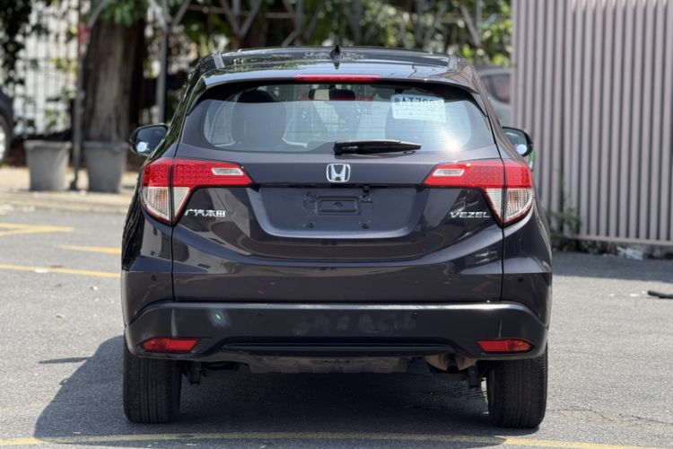 Used Honda Vezel 2020 1.5L CVT Elite Edition Exterior 1