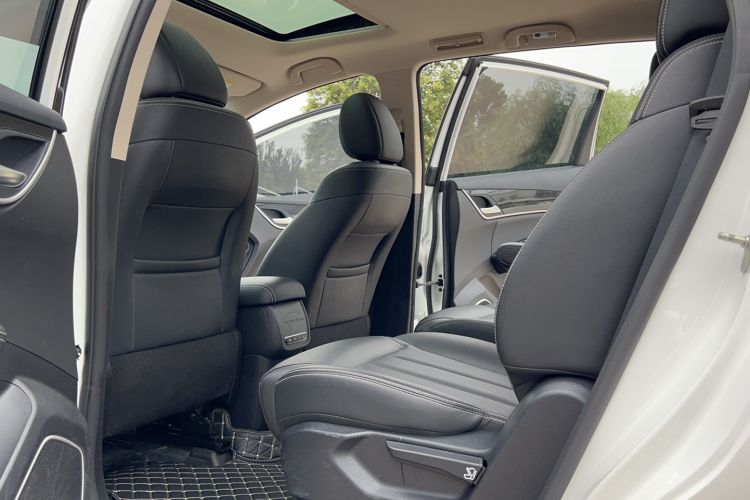 Used BYD Song MAX 2019 1.5T Manual Smart Connect Ruiyi Sunroof Model 6 Seats China VI Standard