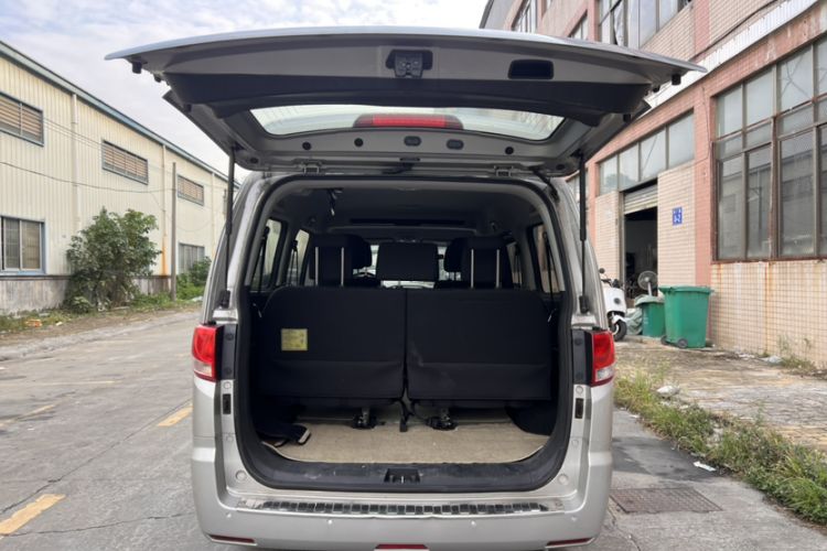 Used JAC Refine M4 2016 2.0L Manual Luxury Version
