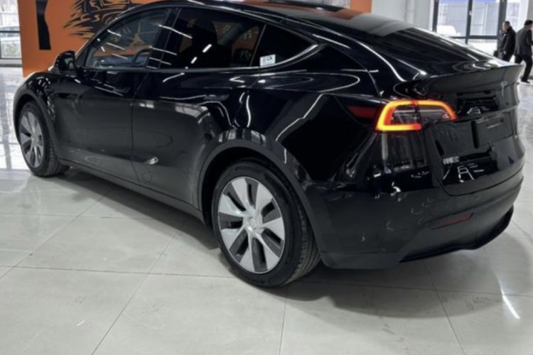 Used Tesla Model Y 2021 Standard Range Rear-Wheel Drive Version
