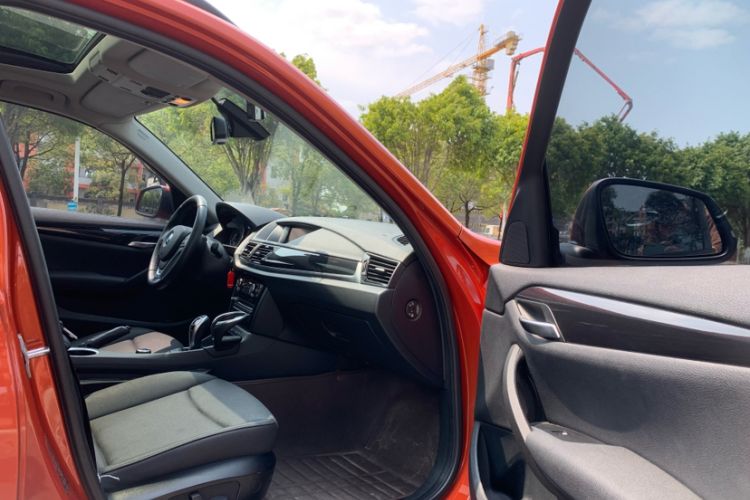 Used BMW X1 2015 sDrive18i Leading Edition