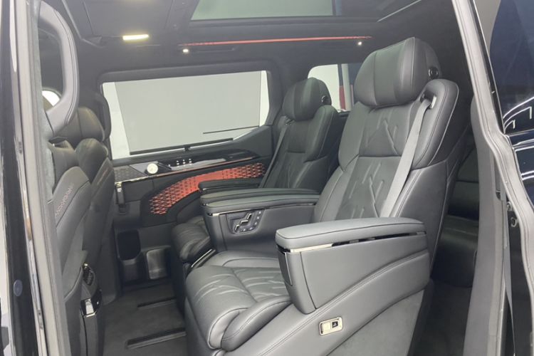 Used Zeekr 009 2024 7-Seater Aisle Version 108 kWh