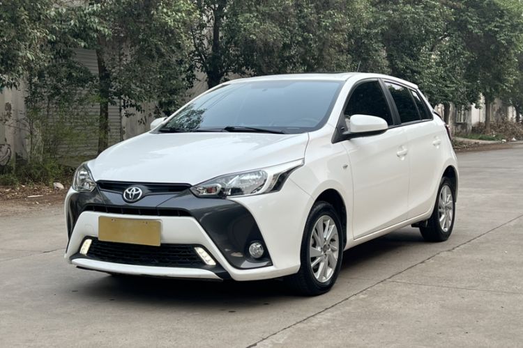 Used Toyota YARiS L Zhi Xuan 2017 1.5G CVT JingSu Model with Upgraded Sunroof