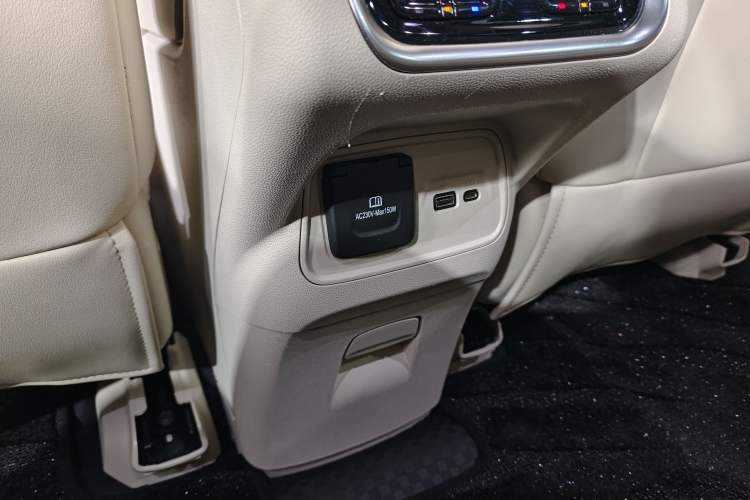 Used Buick Enclave 2020 28T All-Wheel Drive Avenir
