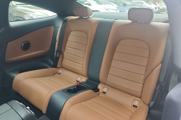 Used Mercedes-Benz C-Class 2019 C 260 Coupe Interior 2