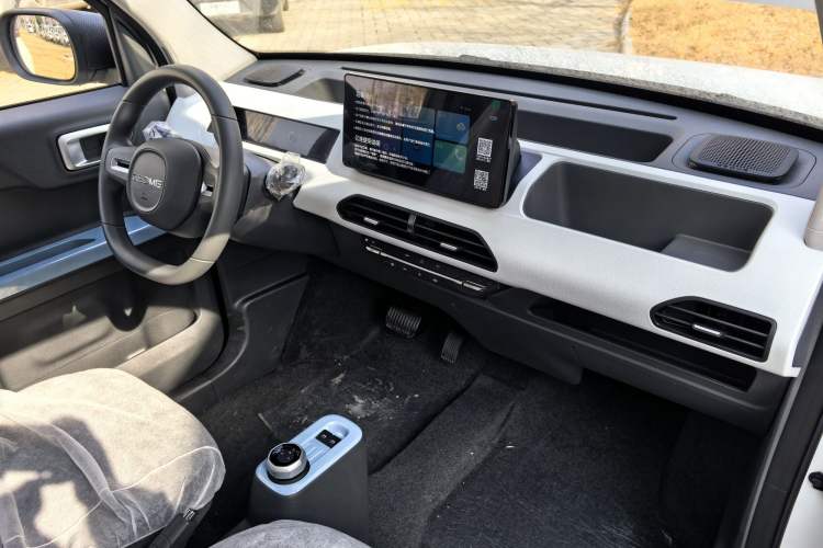 Used Geely Galaxy Panda 2024 Panda Mini 200km Endurance Bear
