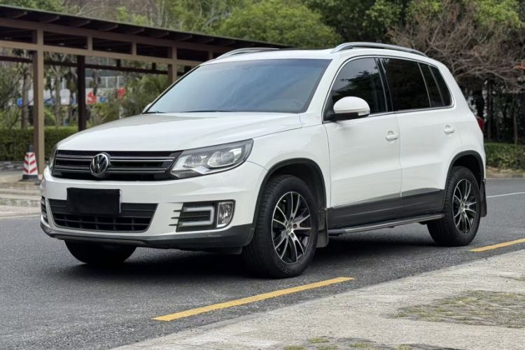Used Volkswagen Tiguan 2015 1.8TSI Automatic Two-Wheel Drive Luxury Model Exterior 8