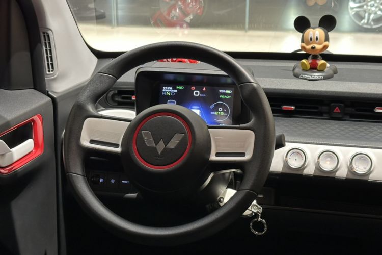 Used Wuling Hongguang MINIEV 2022 GAMEBOY 300km Enthusiast Model with Lithium Iron Phosphate