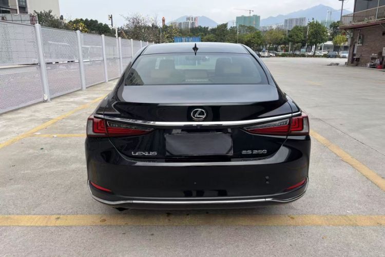 Used Lexus ES 2020 200 Luxury Edition
