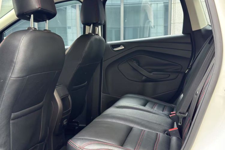 Used Ford Kuga 2013 1.6L GTDi Two-Wheel-Drive Comfort Model