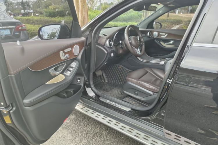 Used Mercedes-Benz GLC 2021 GLC 300 L 4MATIC Luxury Model