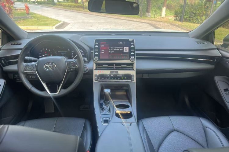 Used Toyota Avalon 2019 2.0L Luxury Edition China VI Standard