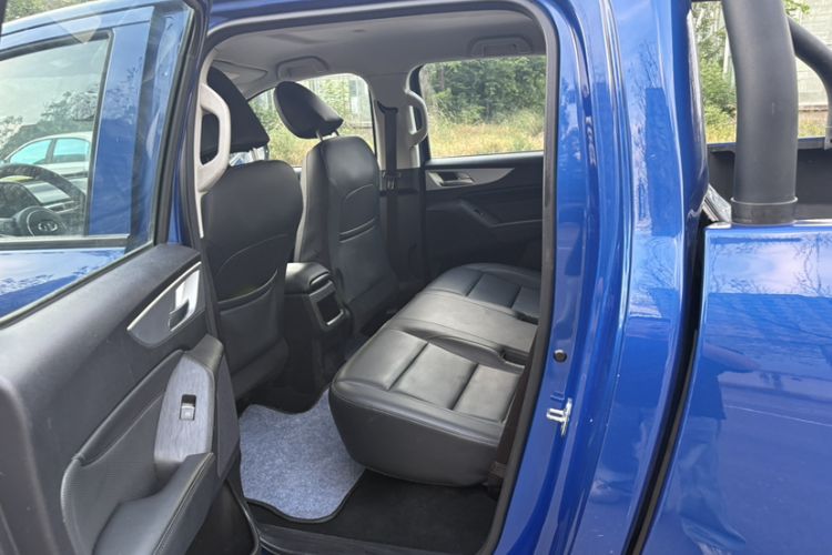 Used Great Wall Poer 2021 2.0T Commercial Version Manual Transmission Gasoline Two-Wheel Drive Elite Trim with Long Bed – GW4C20B Interior 4