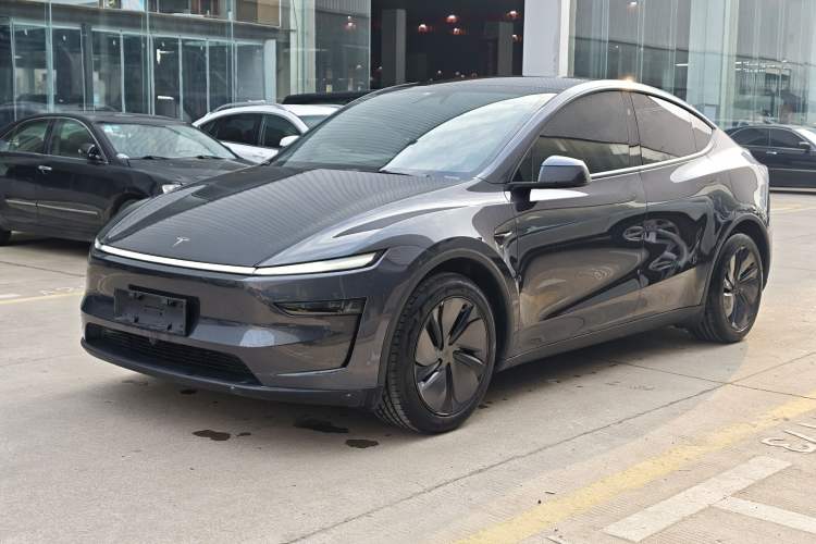 Used Tesla Model Y 2025 Rear-Wheel Drive First Edition