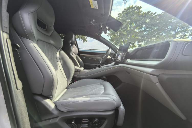 Used Denza N7 2023 Long-Range Performance Edition