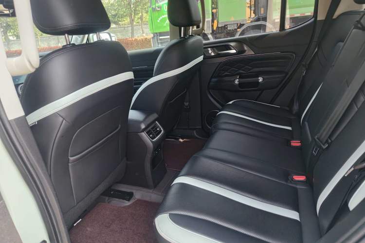 Used Tank 300 2023 City Edition 2.0T—Stylish as Ever
