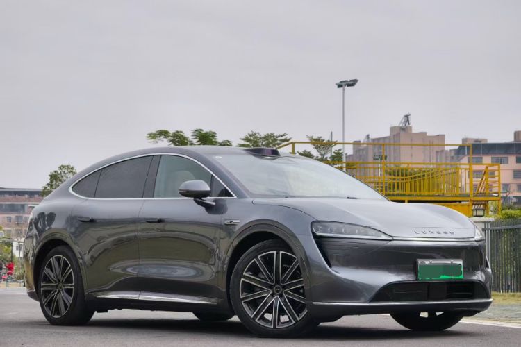 Used Hima Luxeed R7 2024 All-Electric 667 km Max
