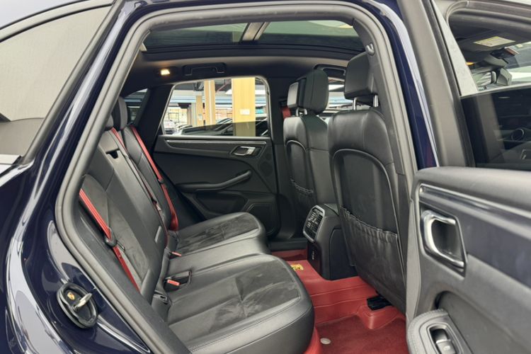 Used Porsche Macan 2021 Macan 2.0T
