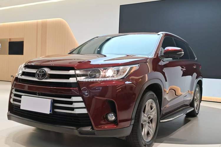 Used Toyota Highlander 2018 2.0T Two-Wheel-Drive Luxury Edition 7 Seats Emission Standard China V