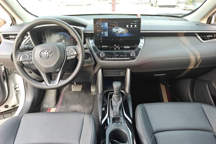 Used Toyota FRONTLANDER 2024 2.0L CVT Luxury Edition