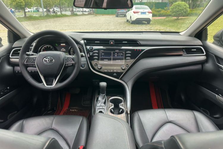 Used Toyota Camry 2018 2.5G Luxury Edition