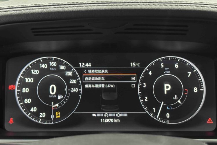 Used Land Rover Range 2017 3.0 SC V6 Vogue Extended Version Odometer Close Up