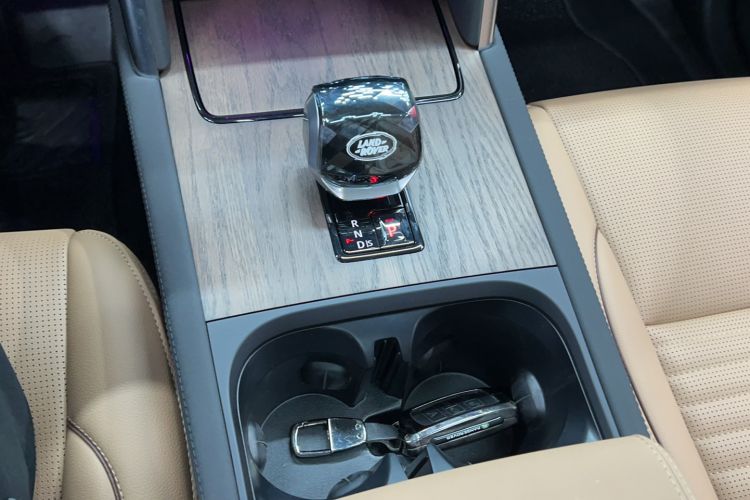 Used Land Rover Discovery Sport 2025 249 PS Performance Tech Edition
