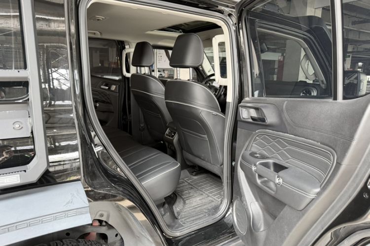 Used Tank 300 2023 2.0T Iron Rider 02
