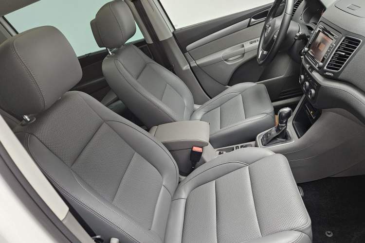 Used Volkswagen Sharan 2013 1.8TSI Standard Model
