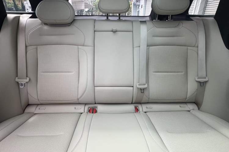 Used Nio ES6 2024 75 kWh Interior 10