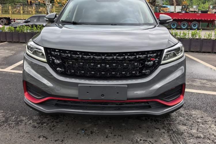 Used Dongfeng Fengon 580 2021 Revised ☆ Star Edition 1.8L Manual Elite Version Exterior 1