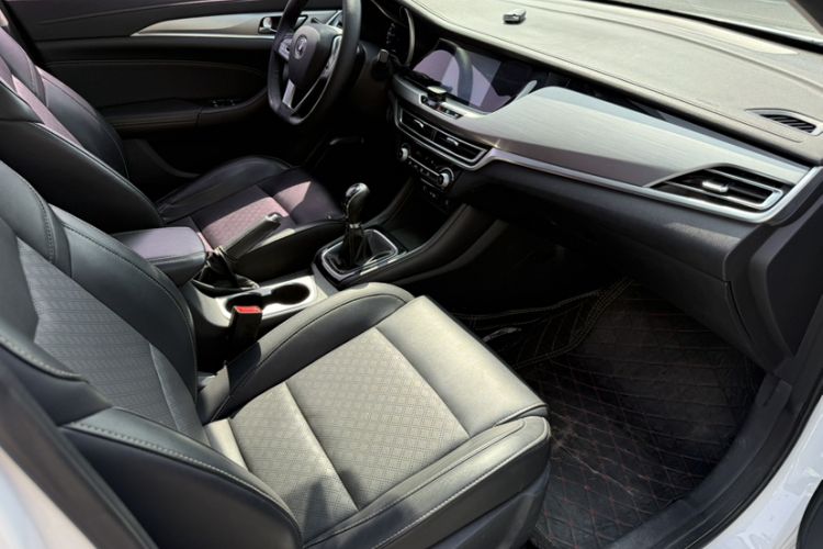 Used Changan Eado 2019 1.6L GDI Manual Value Edition China VI Standard
