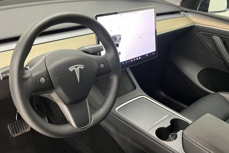 Used Tesla Model Y 2022 Revised Version Long-Range All-Wheel Drive