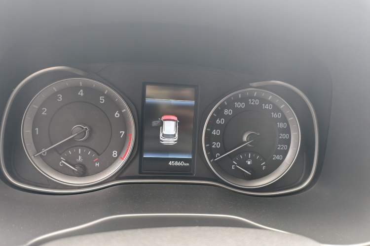 Used Hyundai ENCINO 2018 1.6T Dual-Clutch Zhilian Edition China V Standard
