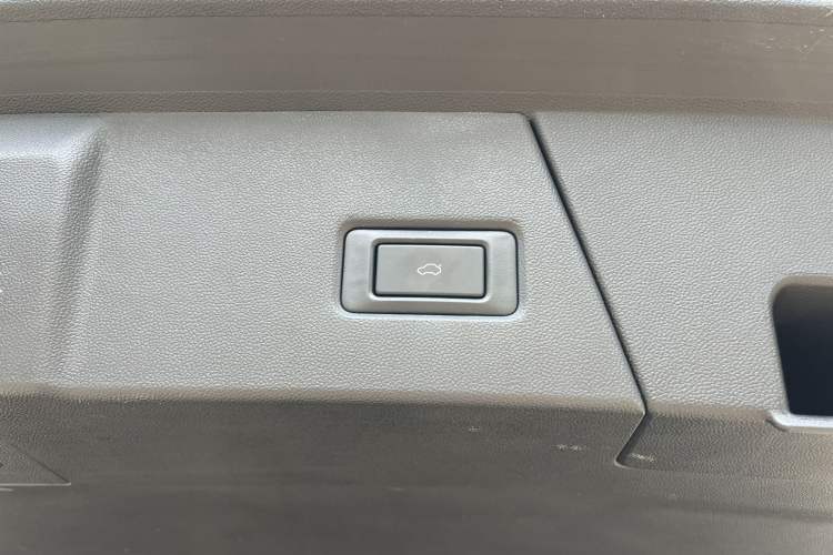 Used Chery Tiggo 9 2023 2.0T Automatic All-Wheel Drive Ultimate Edition 7-Seater
