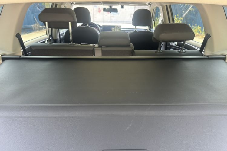 Used Volkswagen Tiguan L 2023 330TSI Automatic Two-Wheel Drive Smart Edition Interior 1