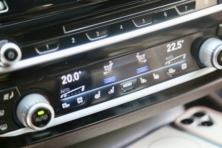 Used BMW 6 Series GT 2018 640i xDrive M Sport Package Interior 7