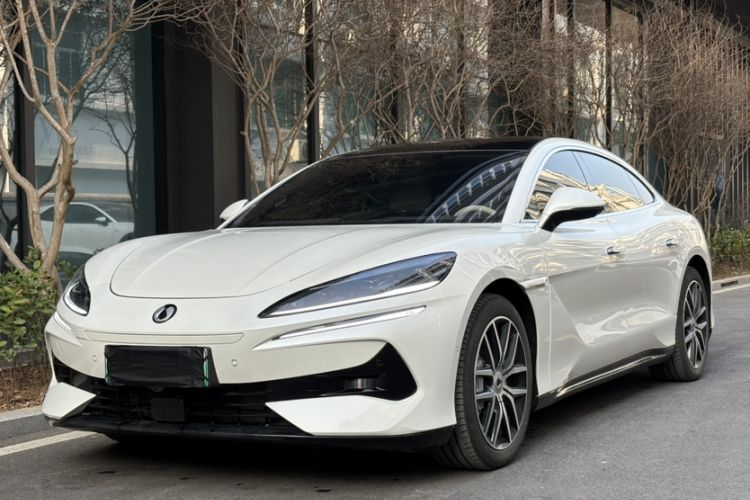 Used Denza Z9 2024 1100 km Four-Wheel Drive Max Version