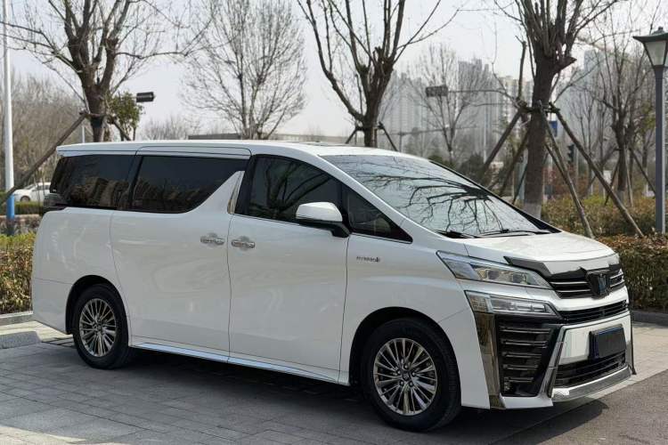 Used Toyota Vellfire 2023 Crown Dual-Engine 2.5L HV Ultimate Edition