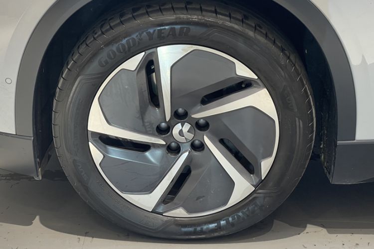 Used Nio EC6 2024 75 kWh Exterior 8