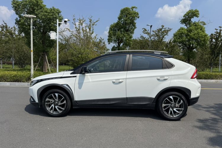 Used Luxgen U5 SUV 2017 1.6L CVT Prestige Edition
