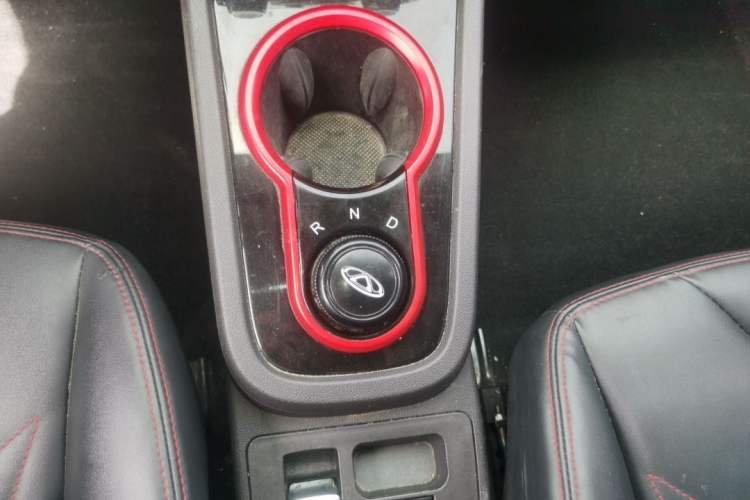 Used Chery New Energy Little Ant 2022 Sweet Pink Edition Half-Sugar Version Lithium Iron Phosphate 29.2 kWh 30 kW 301 km